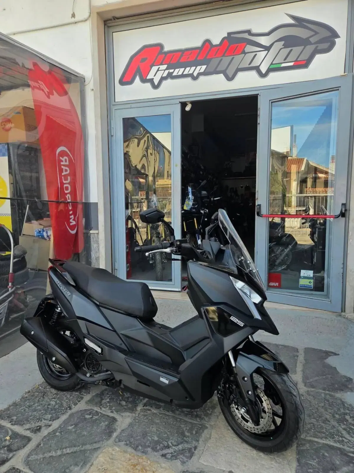 Kymco Dink R 125 Tunnel (2023 - 26) (2)
