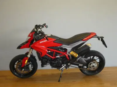 Ducati Hypermotard 939 (2016 - 18) usata