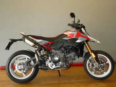 Ducati Hypermotard V2 SP (2026) usata