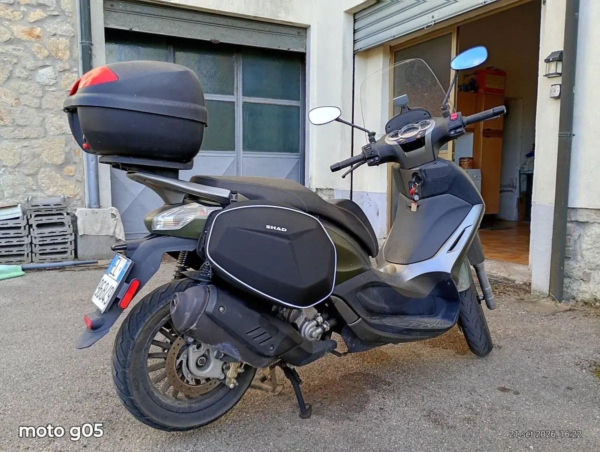 Piaggio Beverly 300 i.e. ABS-ASR (2016 - 20)