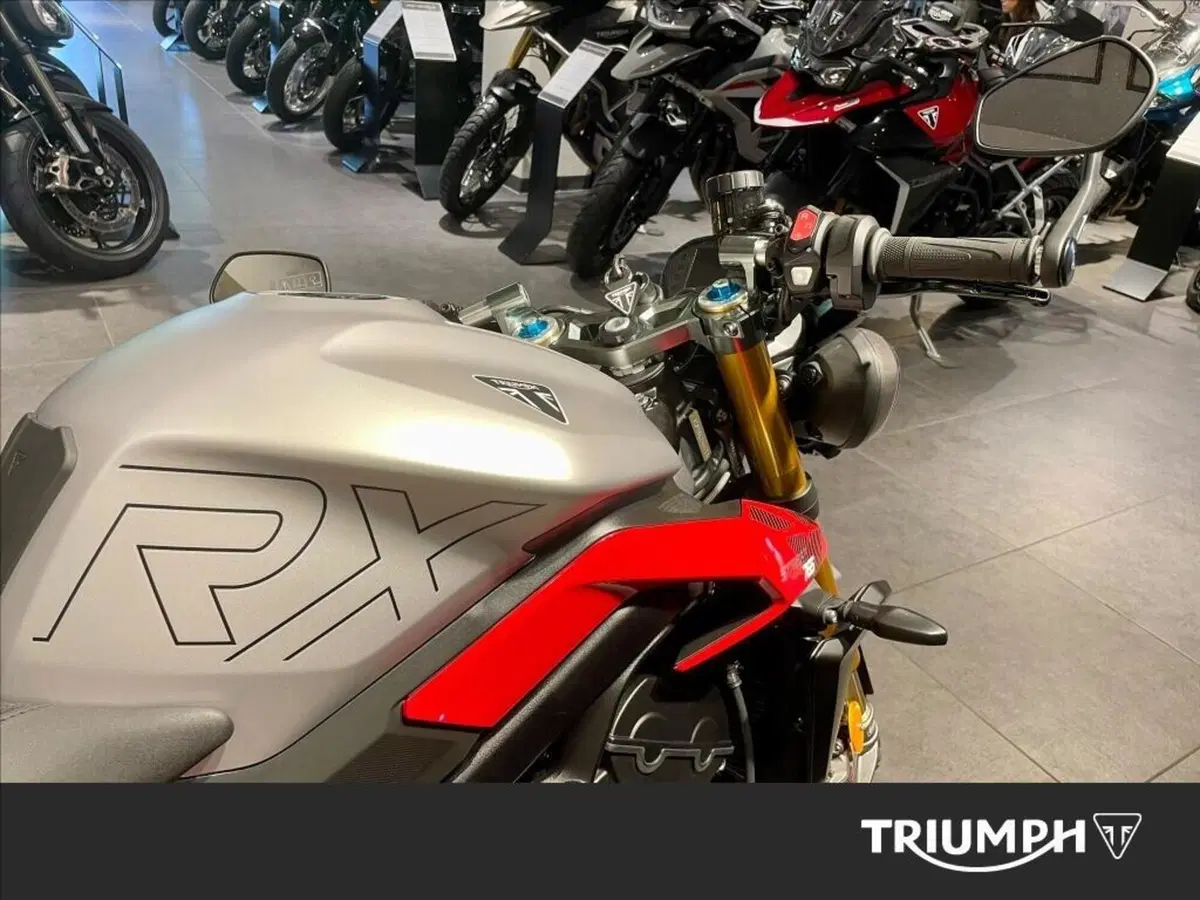 Triumph Street Triple 765 RX (2026) (4)