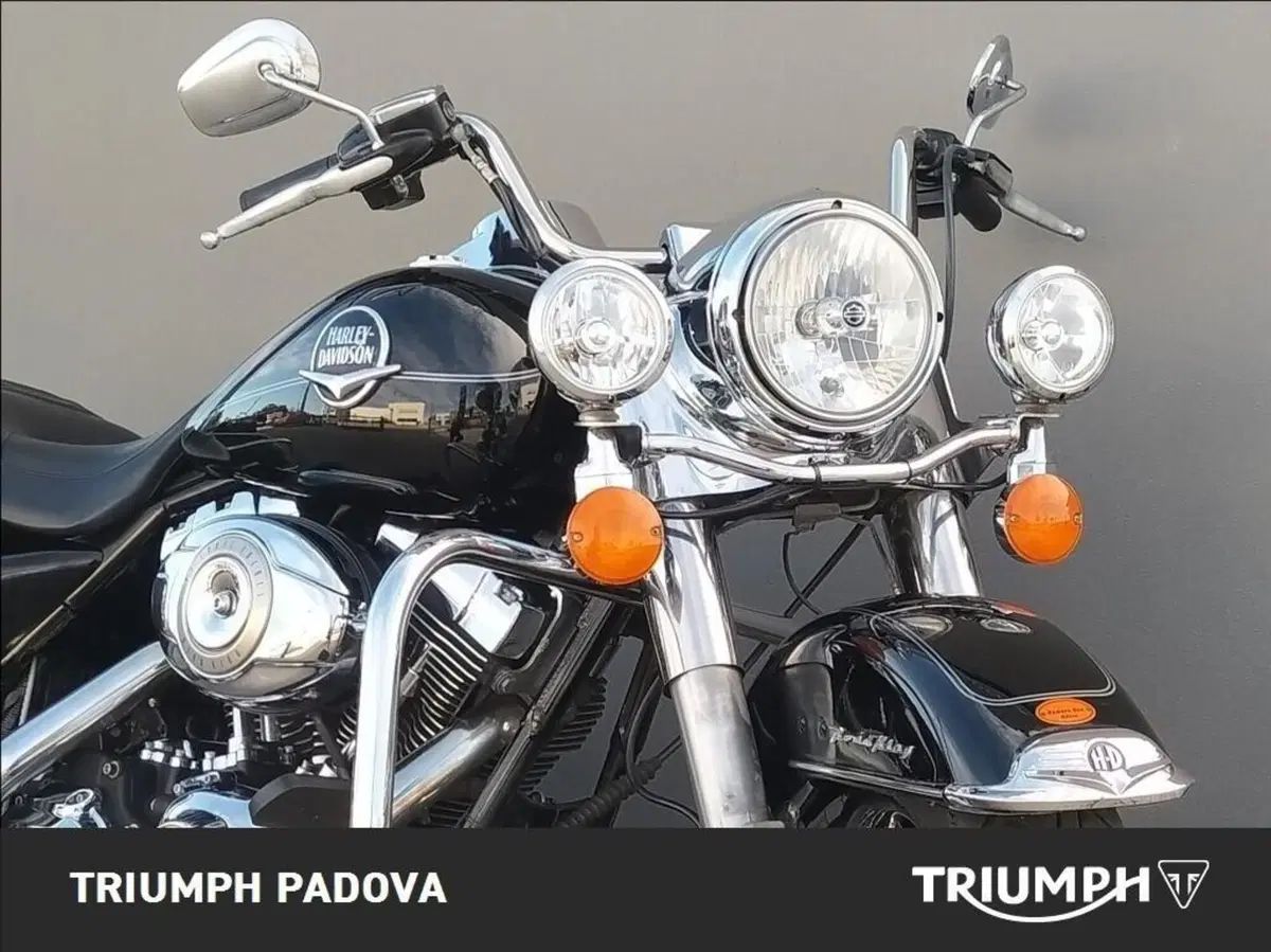 Harley-Davidson 1584 Road King Classic (2007 - 10) - FLHRC (5)