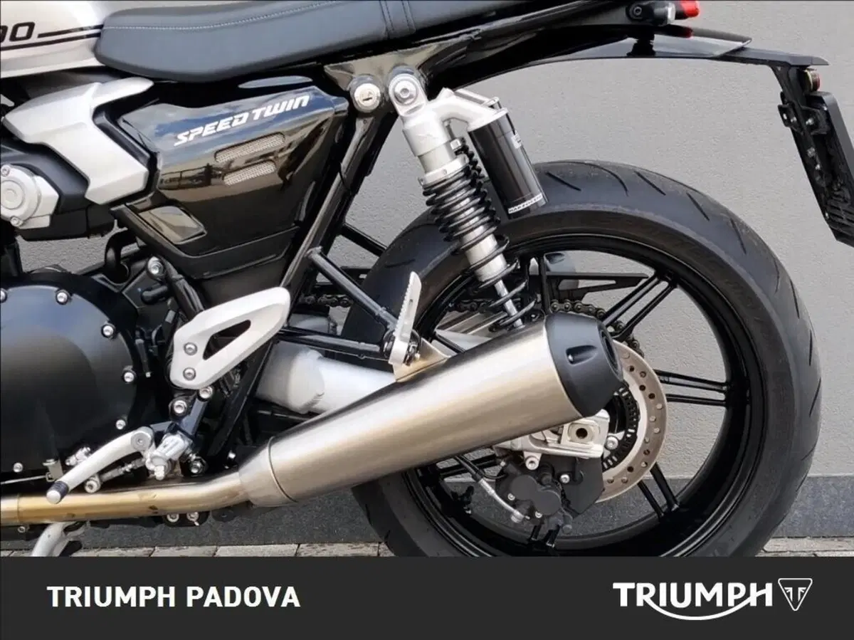 Triumph Speed Twin 1200 (2025 - 26) (7)