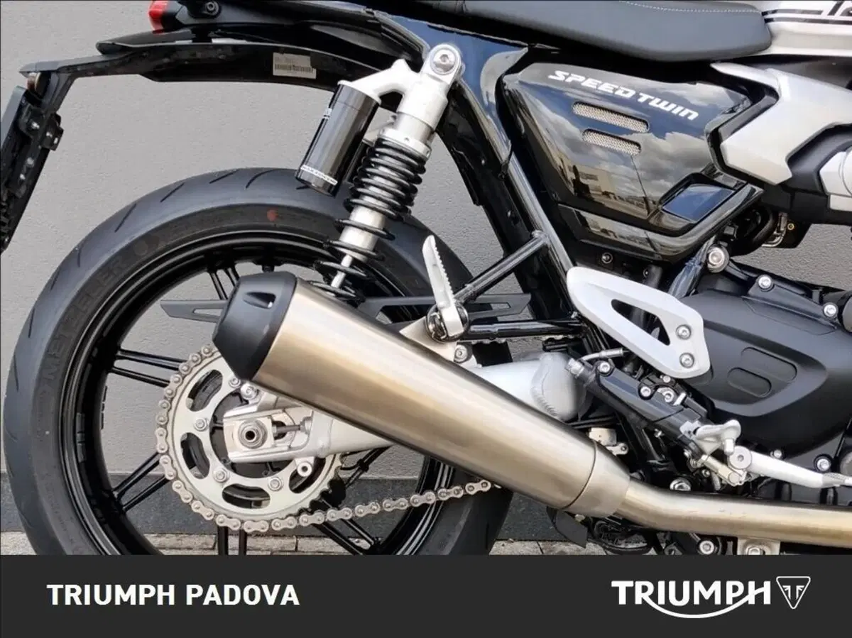 Triumph Speed Twin 1200 (2025 - 26) (2)