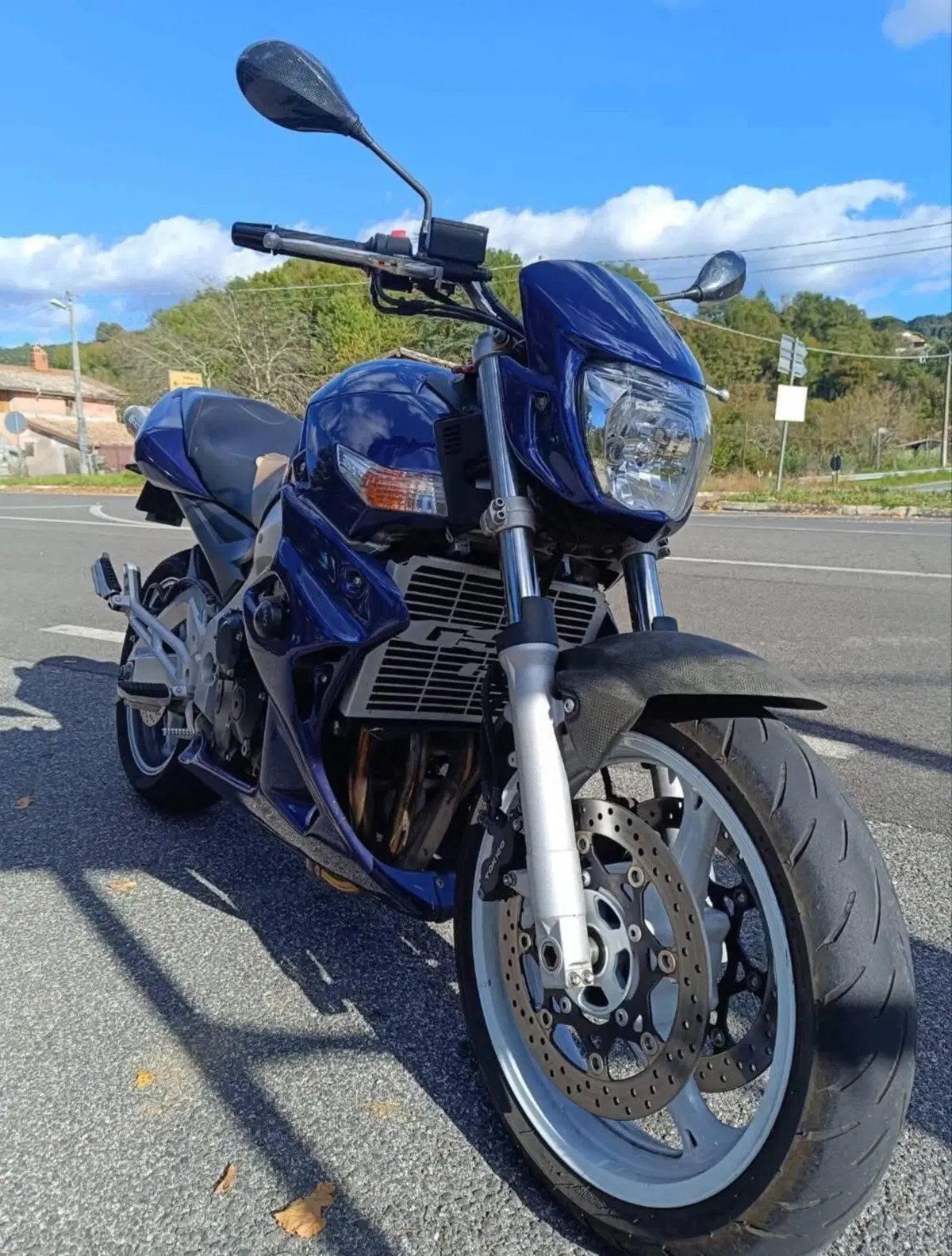 Suzuki GSR 600 (2006 - 11) (2)