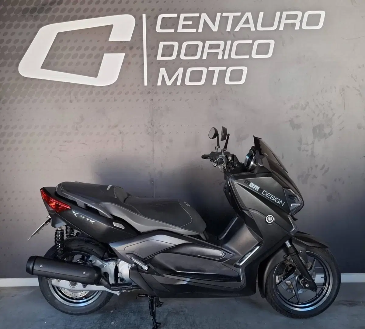 Yamaha X-Max 125 Momodesign (2015 - 16)