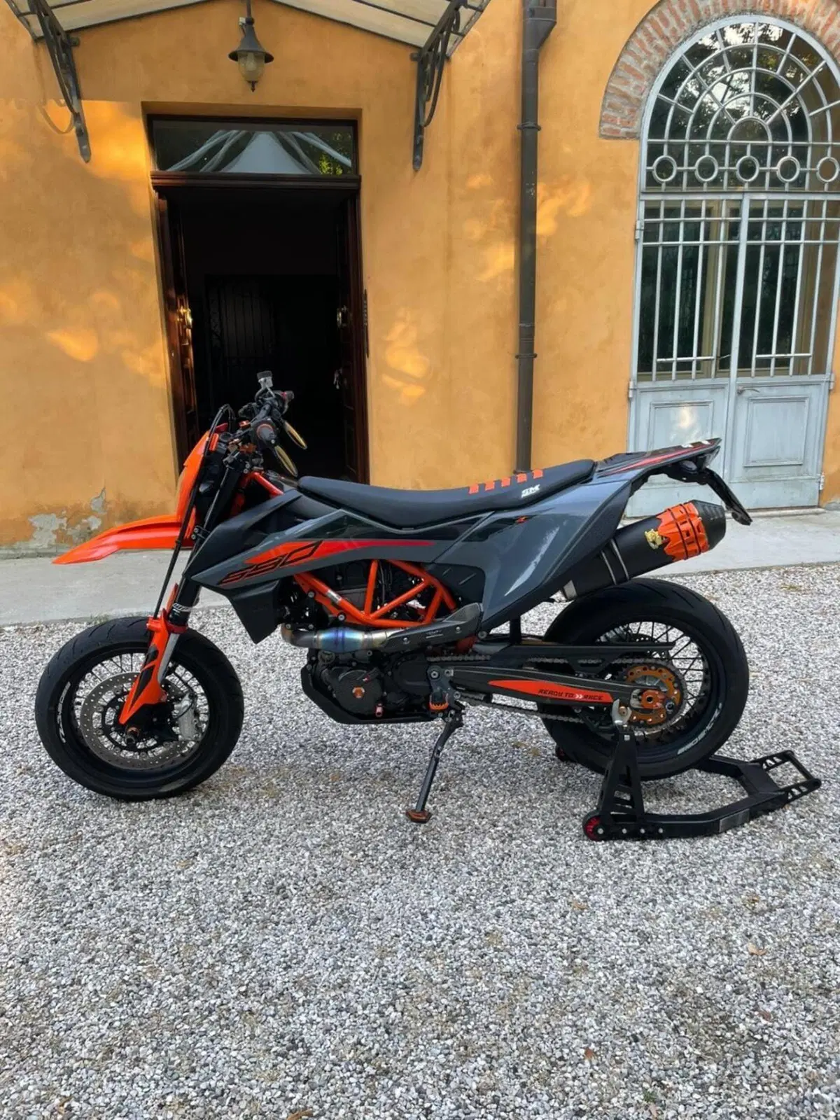 KTM 690 SMC R (2021 - 22) (2)