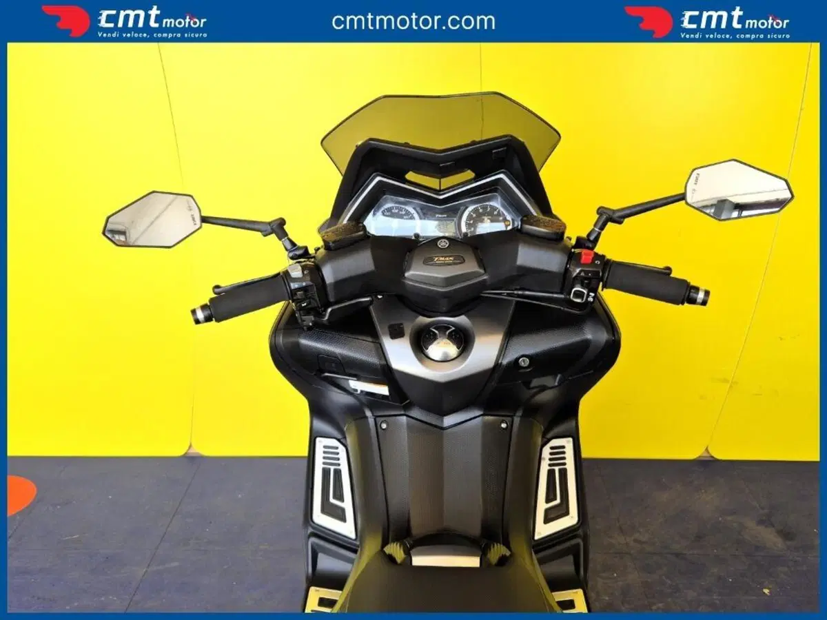 Yamaha T-Max 530 Iron Max ABS (2014 - 17) (11)