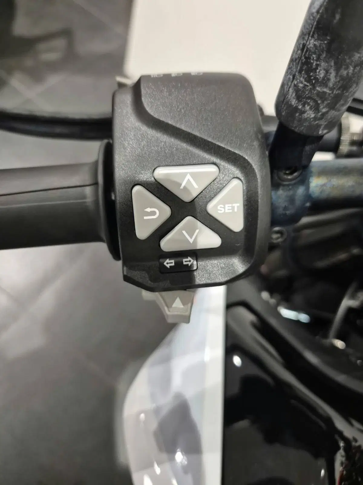 KTM 790 Duke L (2025 - 26) (18)