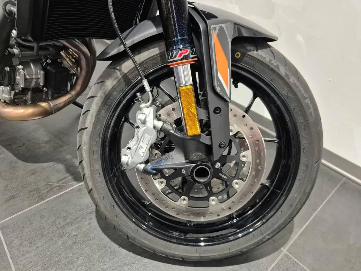 KTM 790 Duke L (2025 - 26) (11)