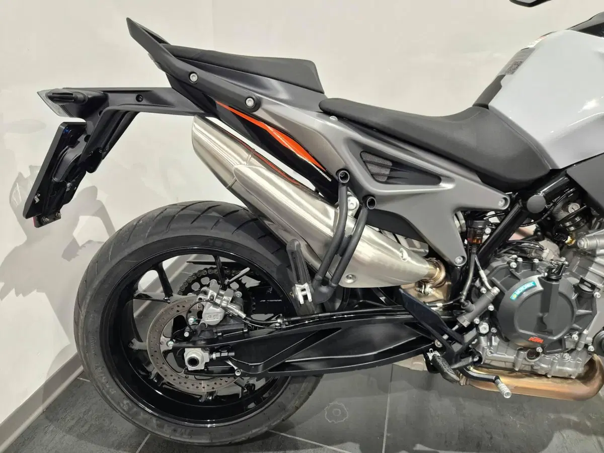 KTM 790 Duke L (2025 - 26) (8)