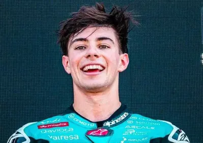 MotoGP, ESCLUSIVO - David Alonso, la collana del nonno e la Colombia: 'Ci vado una volta l'anno. Valentino Rossi? Una persona buona. Márquez? Un amico' [VIDEO]