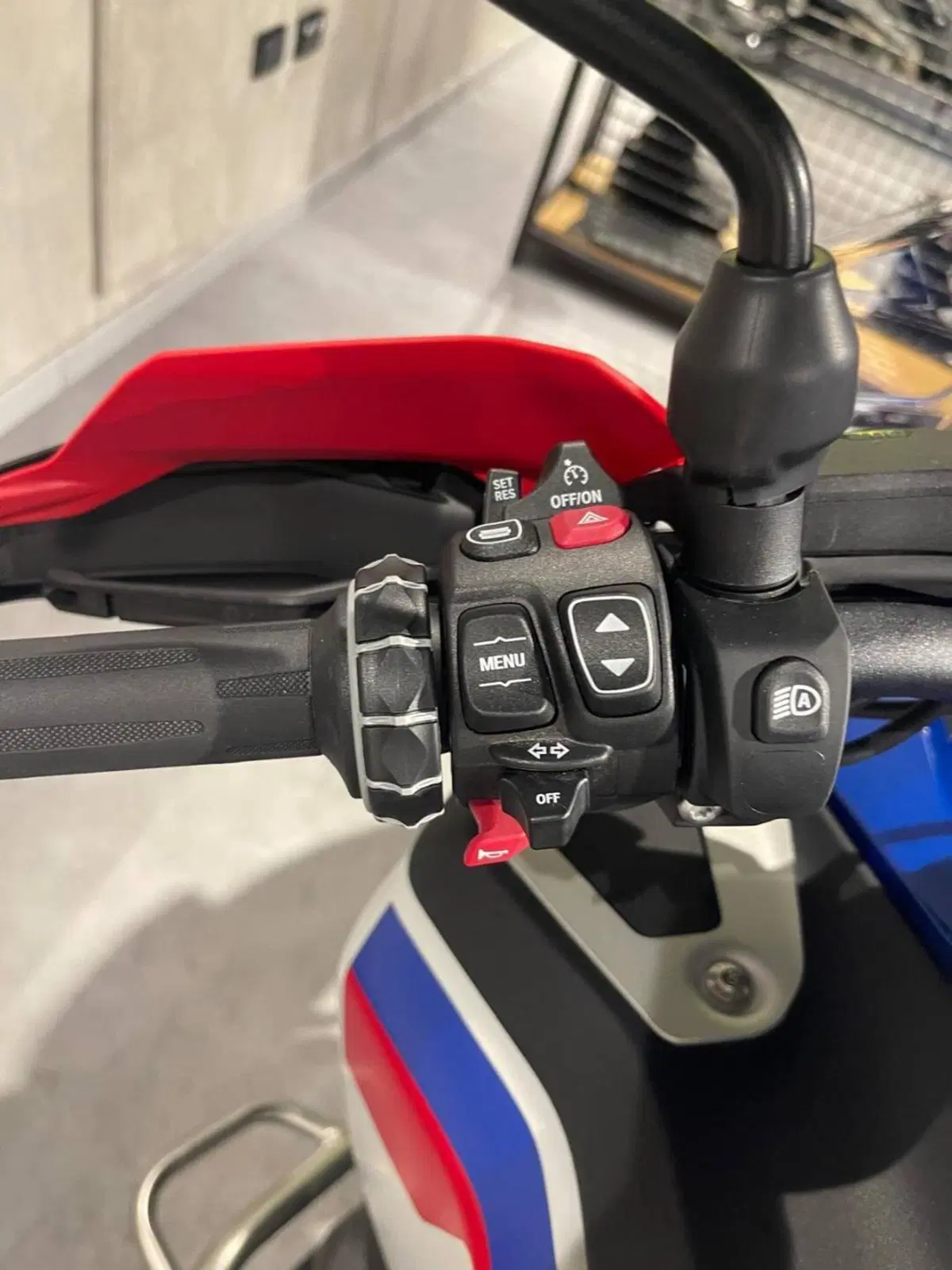 Bmw R 1300 GS Adventure Trophy (2025 - 26) (5)