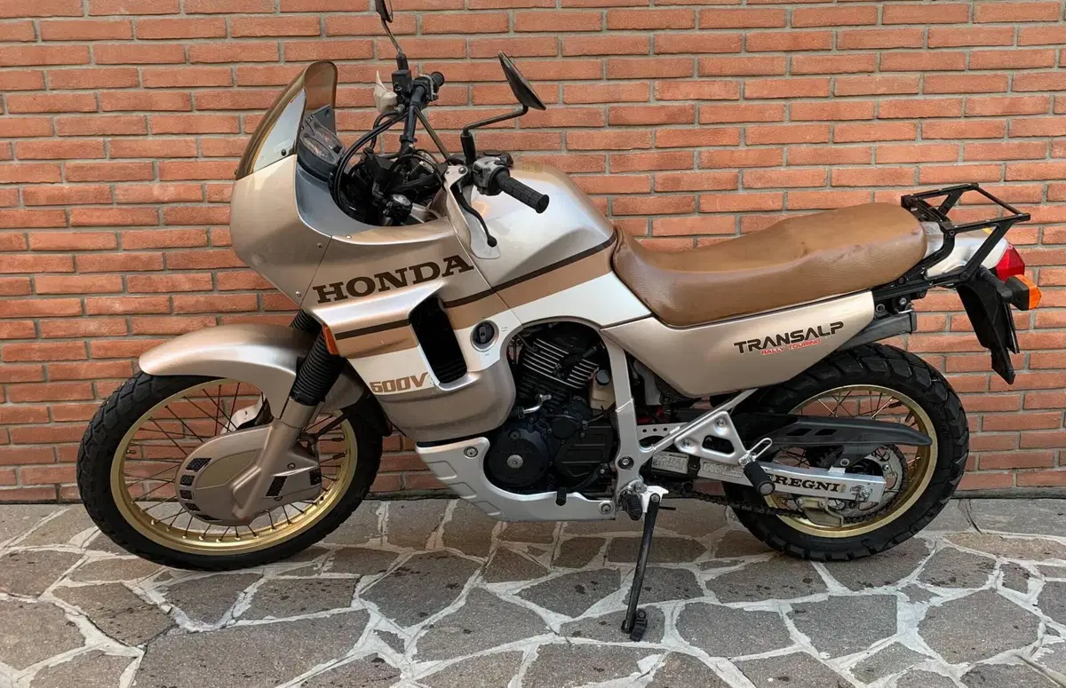 Honda Transalp XL 600V (1987 - 90) (3)