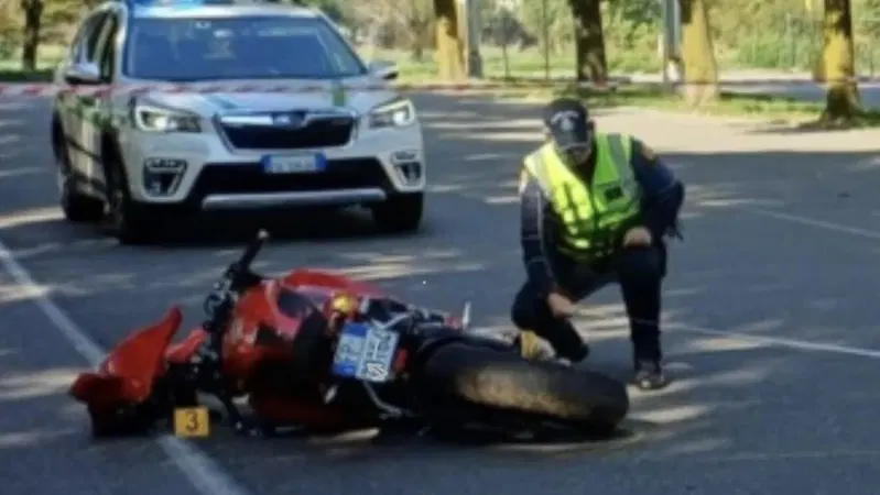 La passione per le due ruote e la tragedia