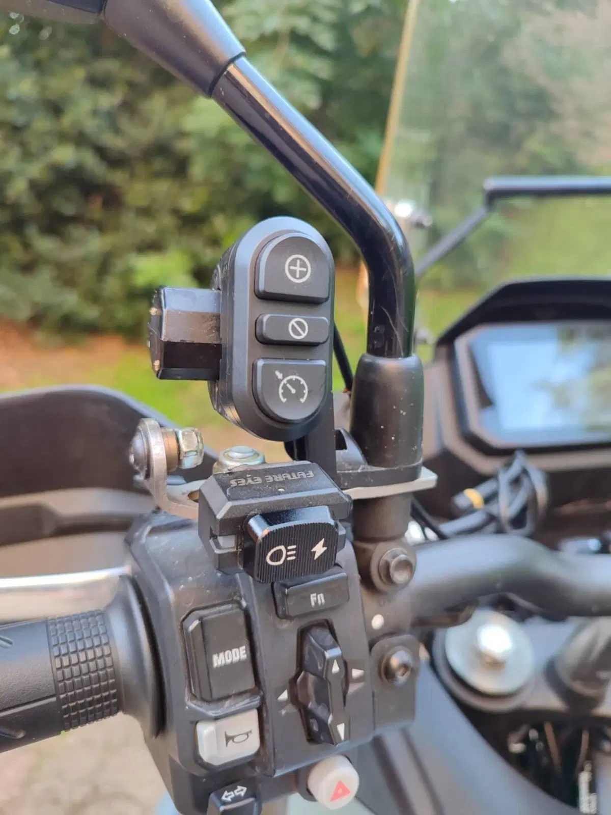 Honda Transalp XL750 (2023 - 24) (10)