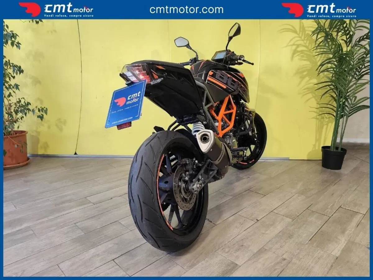 KTM 125 Duke (2021 - 23) (4)