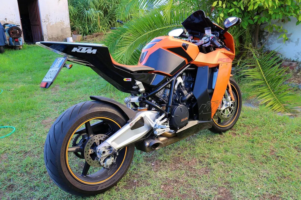 KTM 1190 RC8 (2008 - 09) (2)
