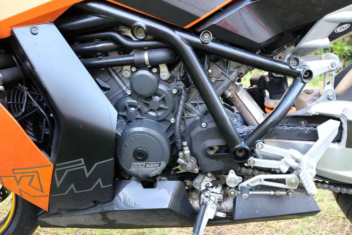 KTM 1190 RC8 (2008 - 09) (7)