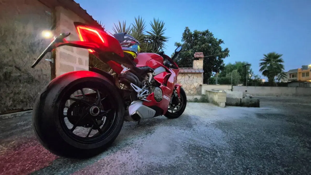 Ducati Panigale V4 1100 (2018 - 19) (3)