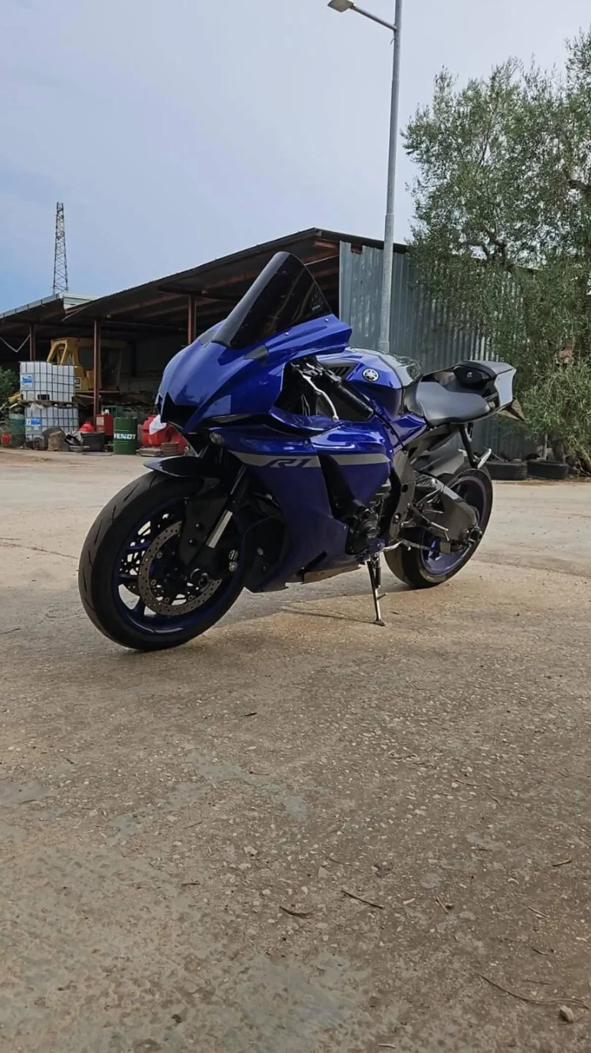 Yamaha YZF R1 (2020 - 25) (4)