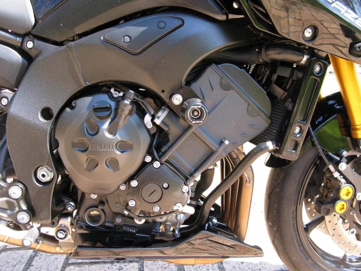 Yamaha Fazer 8 ABS (2012 - 16) (6)