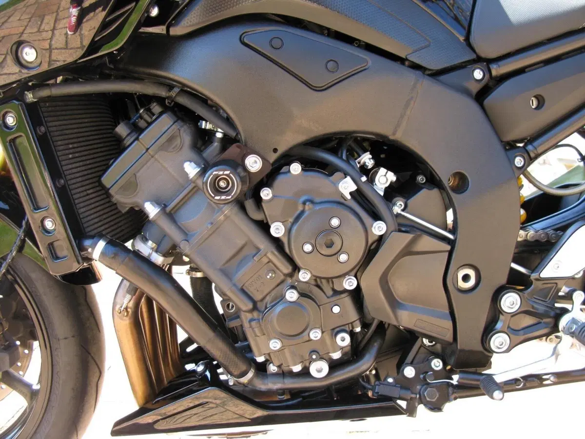 Yamaha Fazer 8 ABS (2012 - 16) (7)