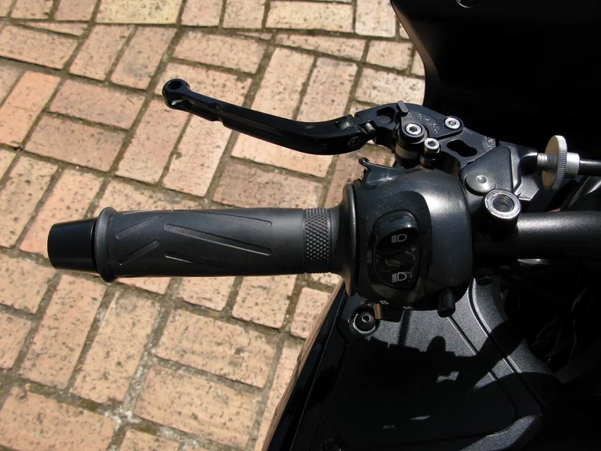 Yamaha Fazer 8 ABS (2012 - 16) (11)
