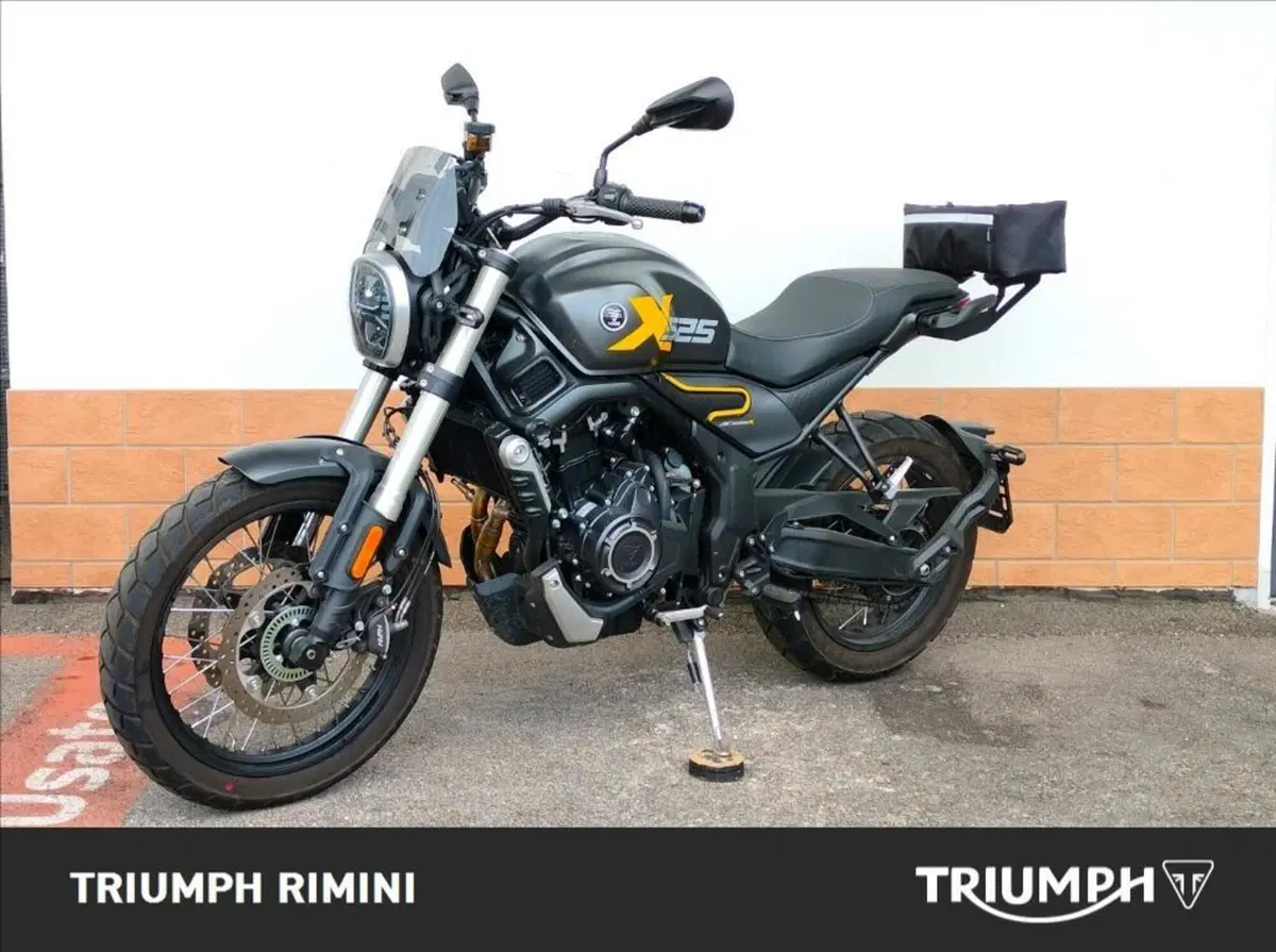 Voge Trofeo 525ACX Scrambler (2023 - 26) (2)
