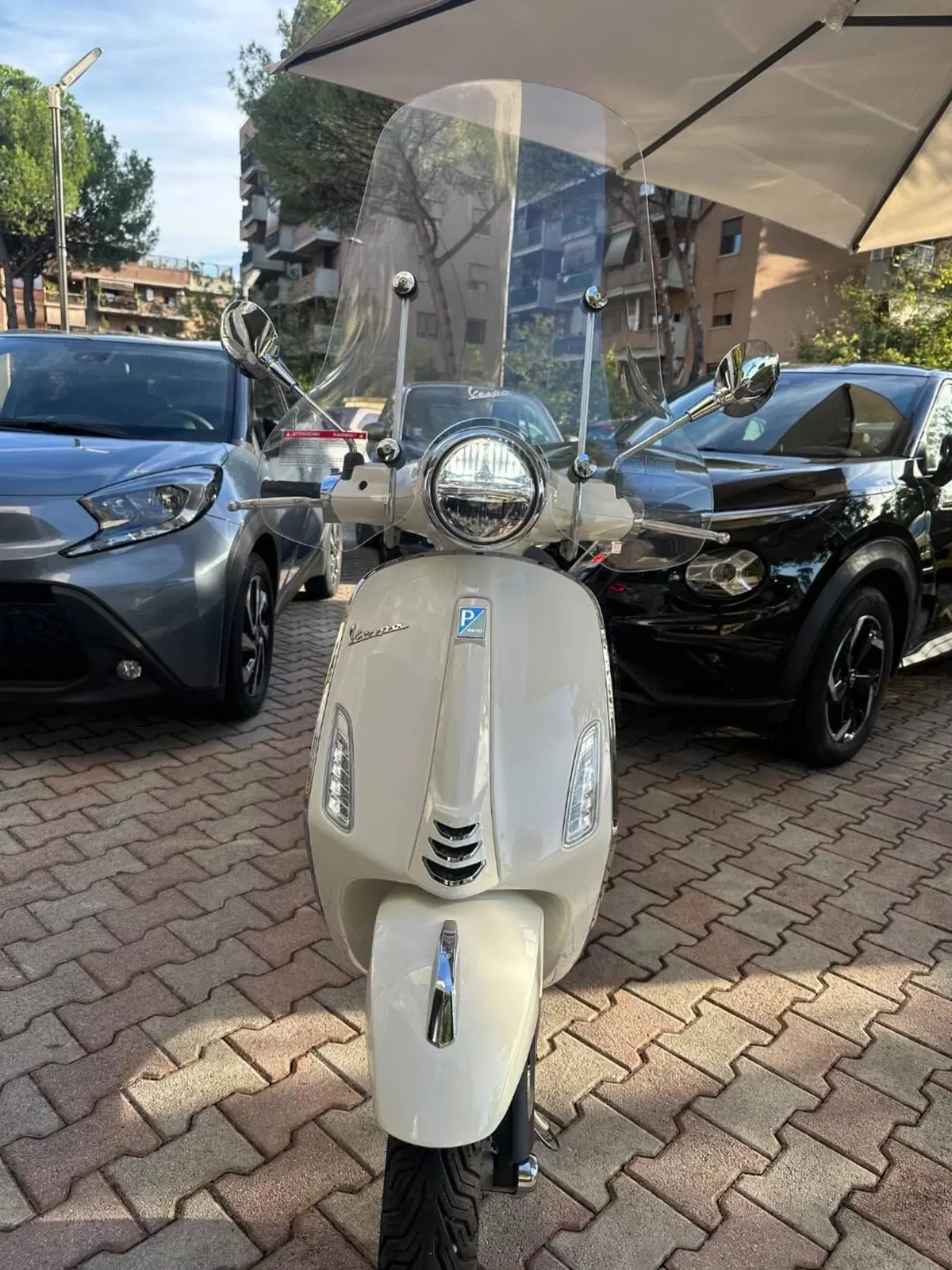 Vespa Primavera 150 (2024 - 25) (2)