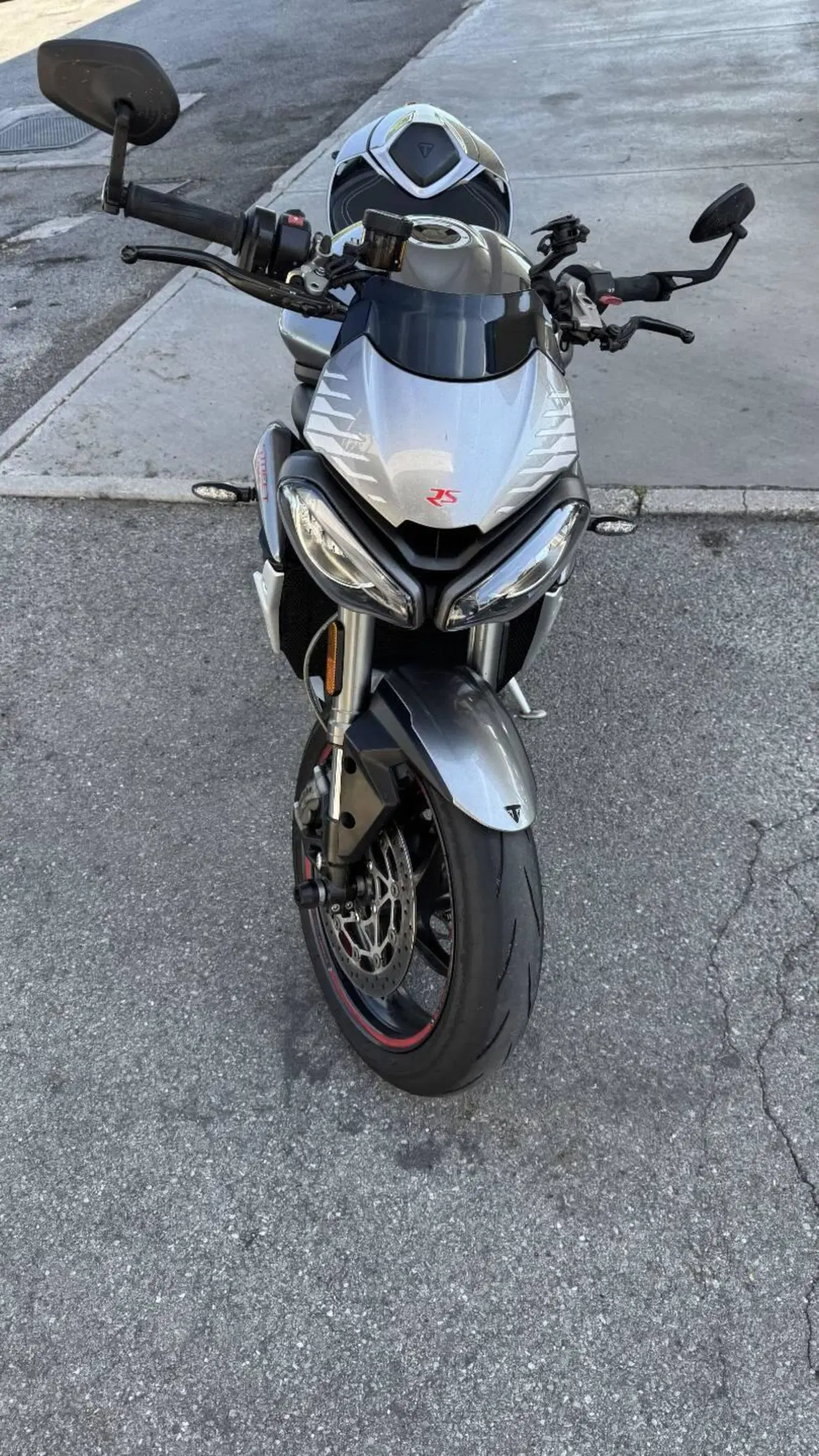 Triumph Street Triple RS (2020 - 22) (4)