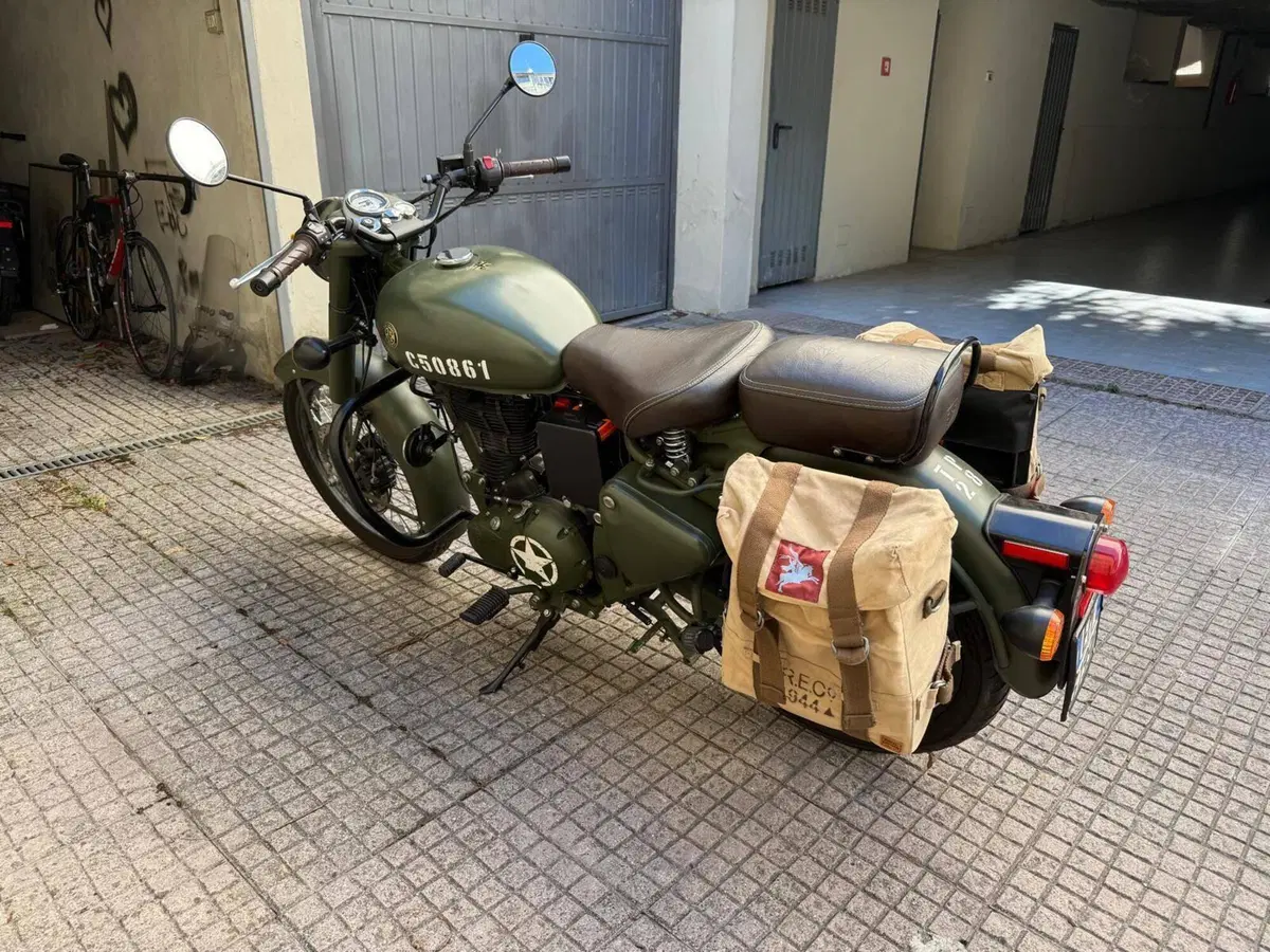 Royal Enfield Classic 500 Pegasus (2019 - 20) (8)