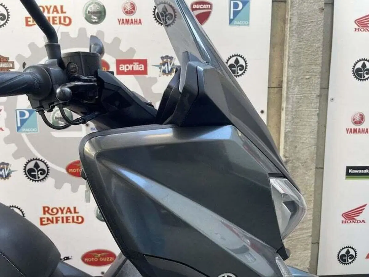 Yamaha X-Max 400 ABS (2017 - 20) (11)