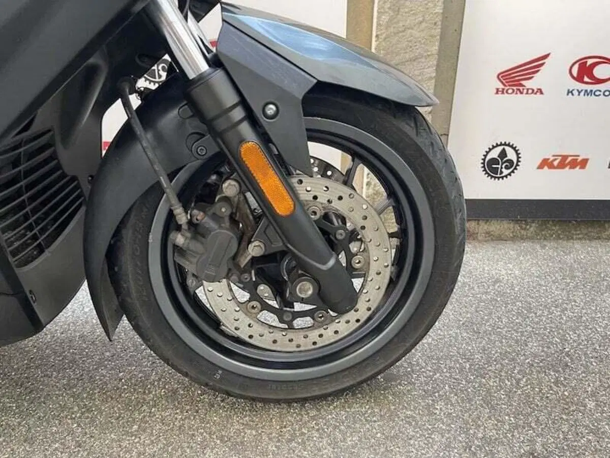 Yamaha X-Max 400 ABS (2017 - 20) (12)