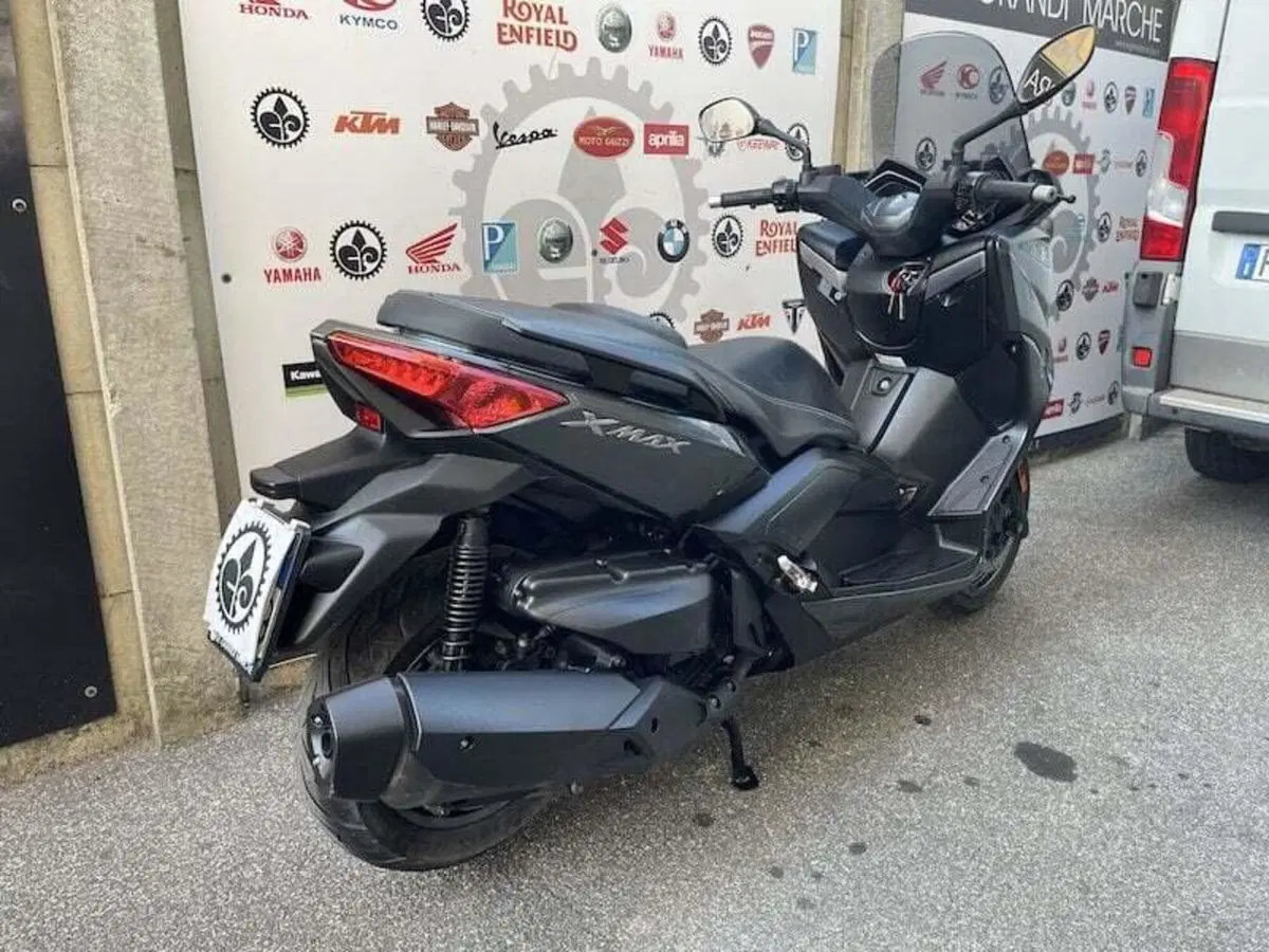 Yamaha X-Max 400 ABS (2017 - 20) (15)