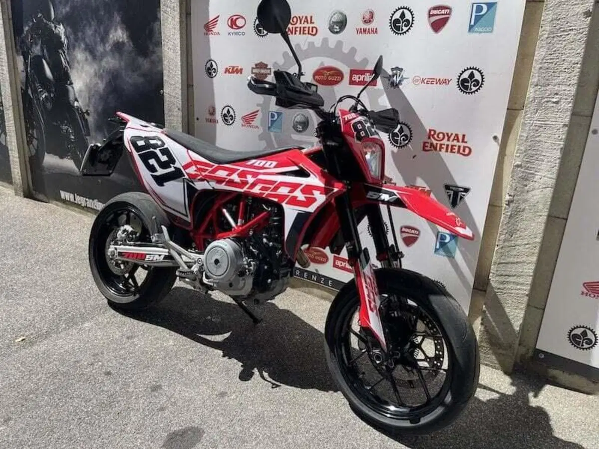 GASGAS SM 700 (2022 - 26) (17)