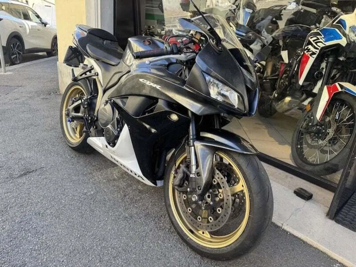 Honda CBR 600 RR (2007 - 08) (13)