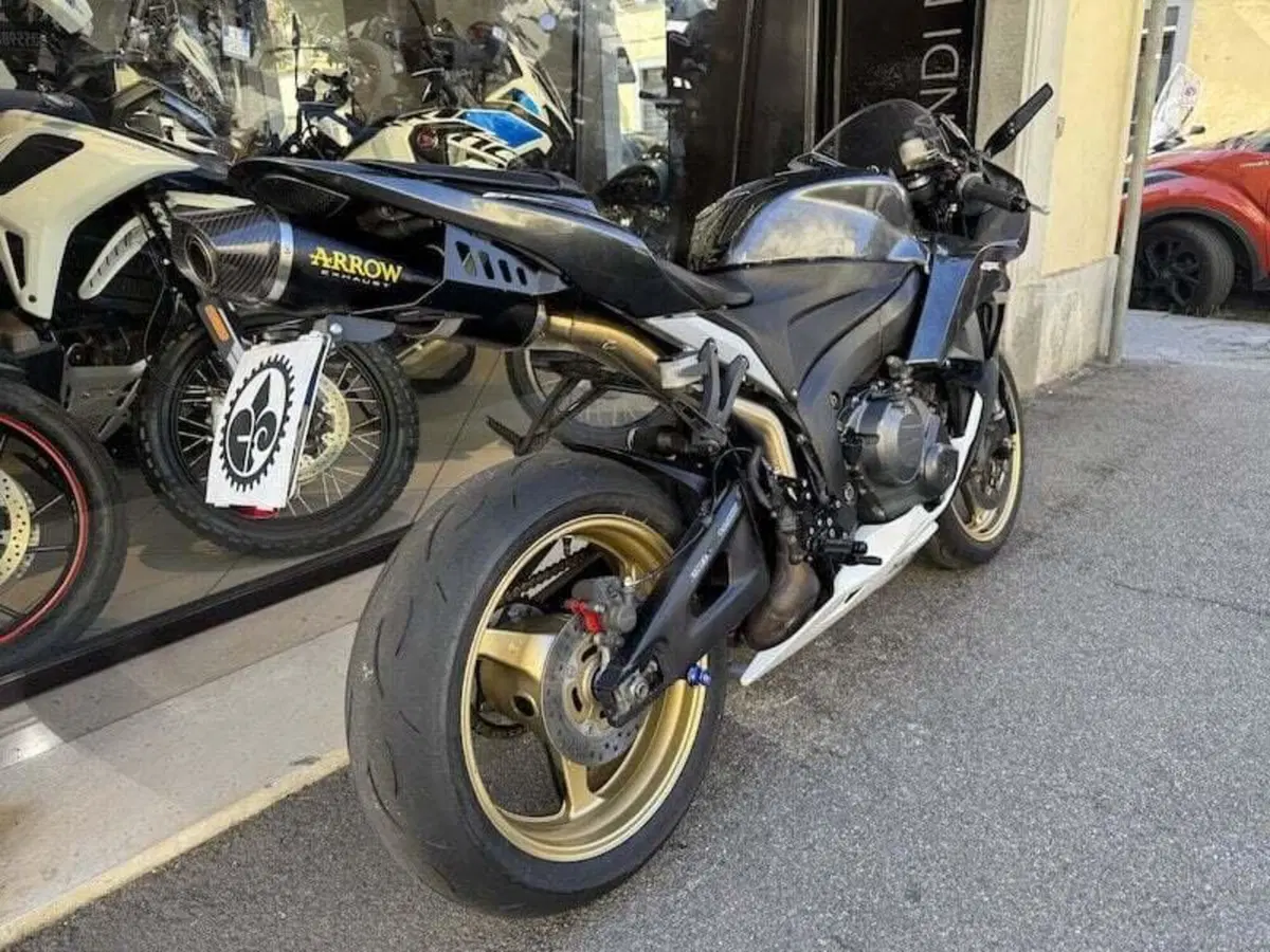 Honda CBR 600 RR (2007 - 08) (14)