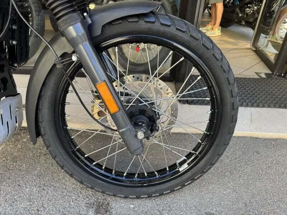 Royal Enfield Himalayan 411 (2017 - 20) (10)