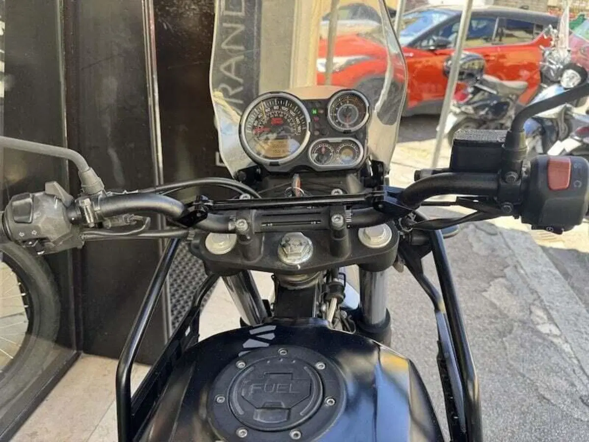 Royal Enfield Himalayan 411 (2017 - 20) (16)