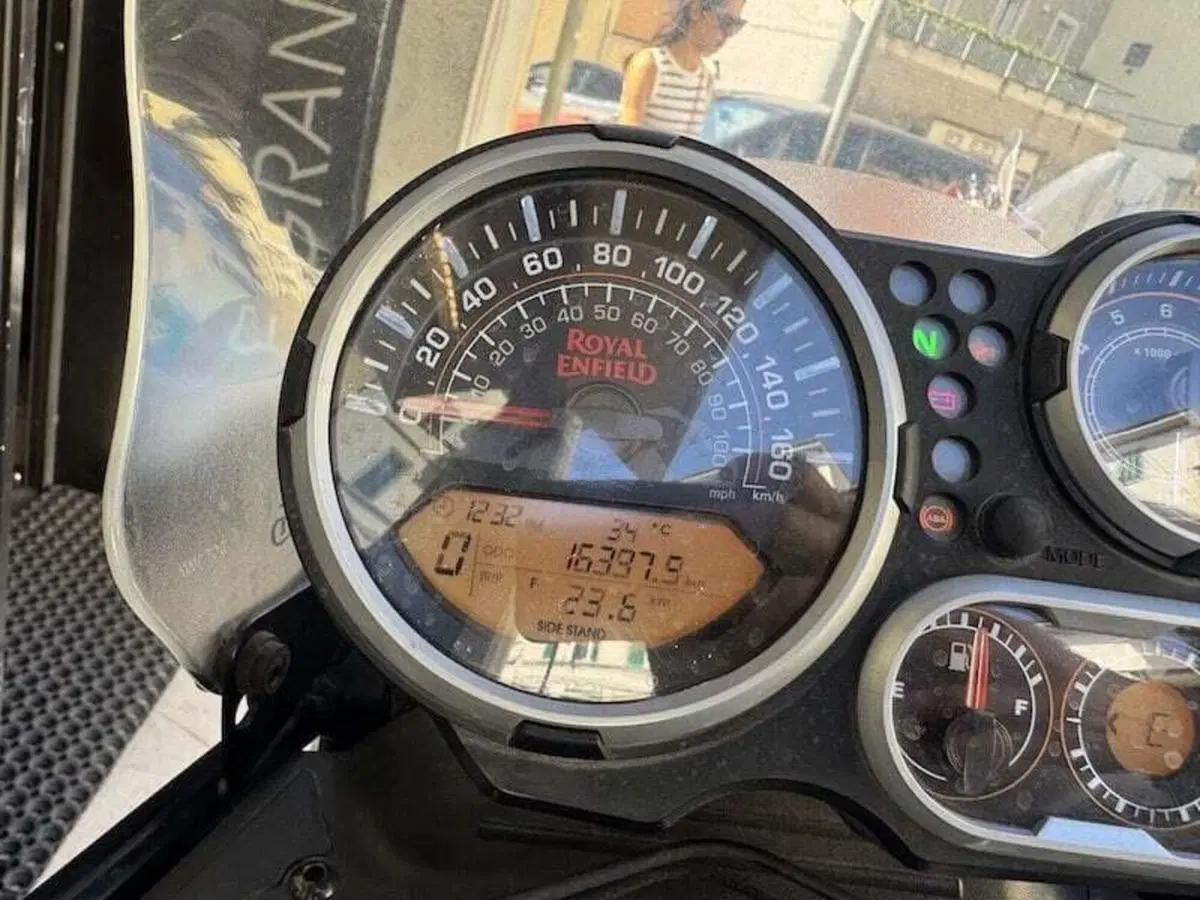 Royal Enfield Himalayan 411 (2017 - 20) (18)