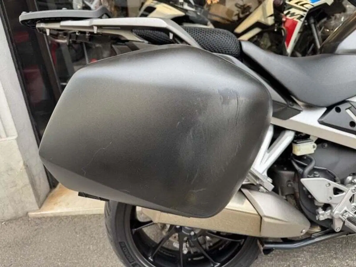 Honda Crossrunner Travel Edition ABS (2015 - 18) (4)