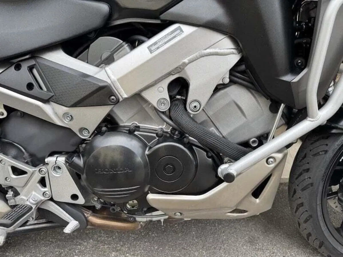 Honda Crossrunner Travel Edition ABS (2015 - 18) (7)