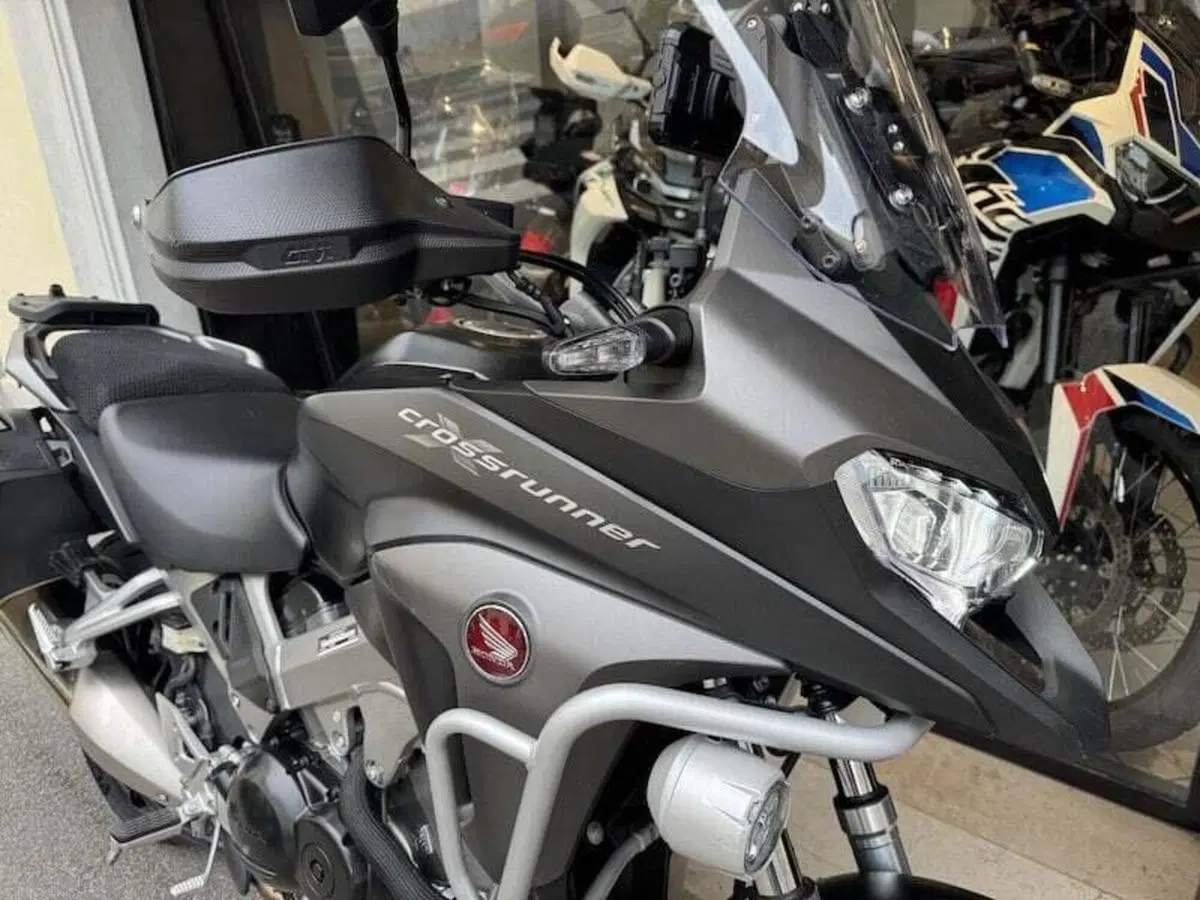 Honda Crossrunner Travel Edition ABS (2015 - 18) (9)