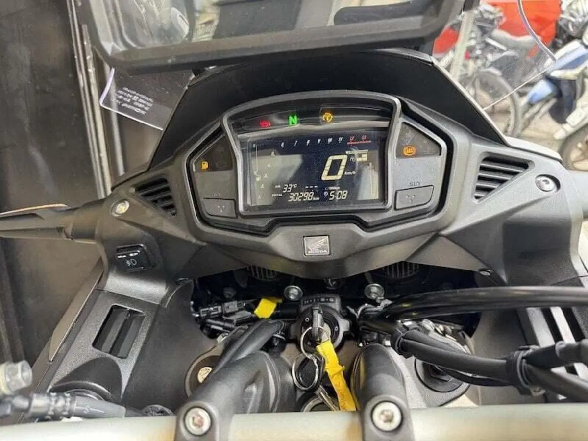 Honda Crossrunner Travel Edition ABS (2015 - 18) (18)