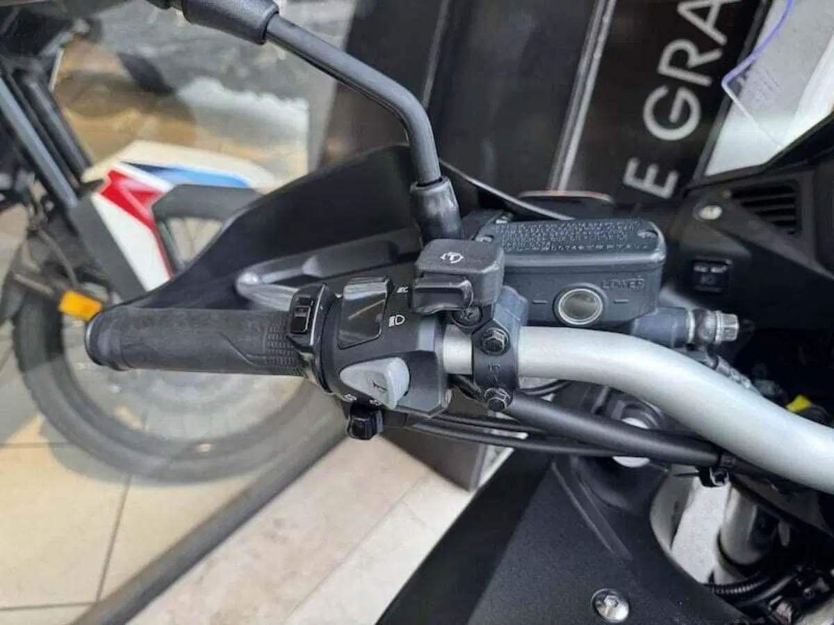 Honda Crossrunner Travel Edition ABS (2015 - 18) (19)