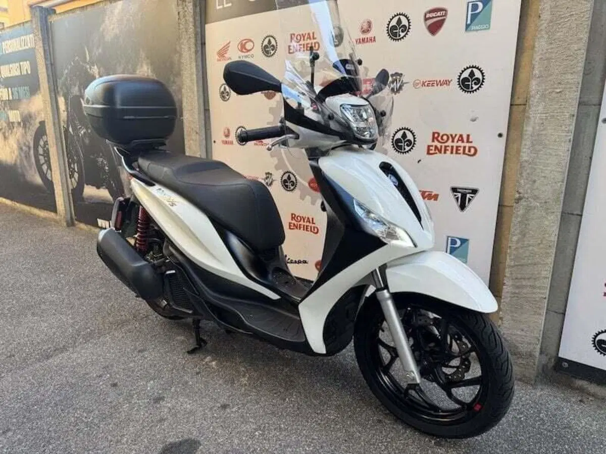 Piaggio Medley 150 S ABS (2021 - 25) (12)