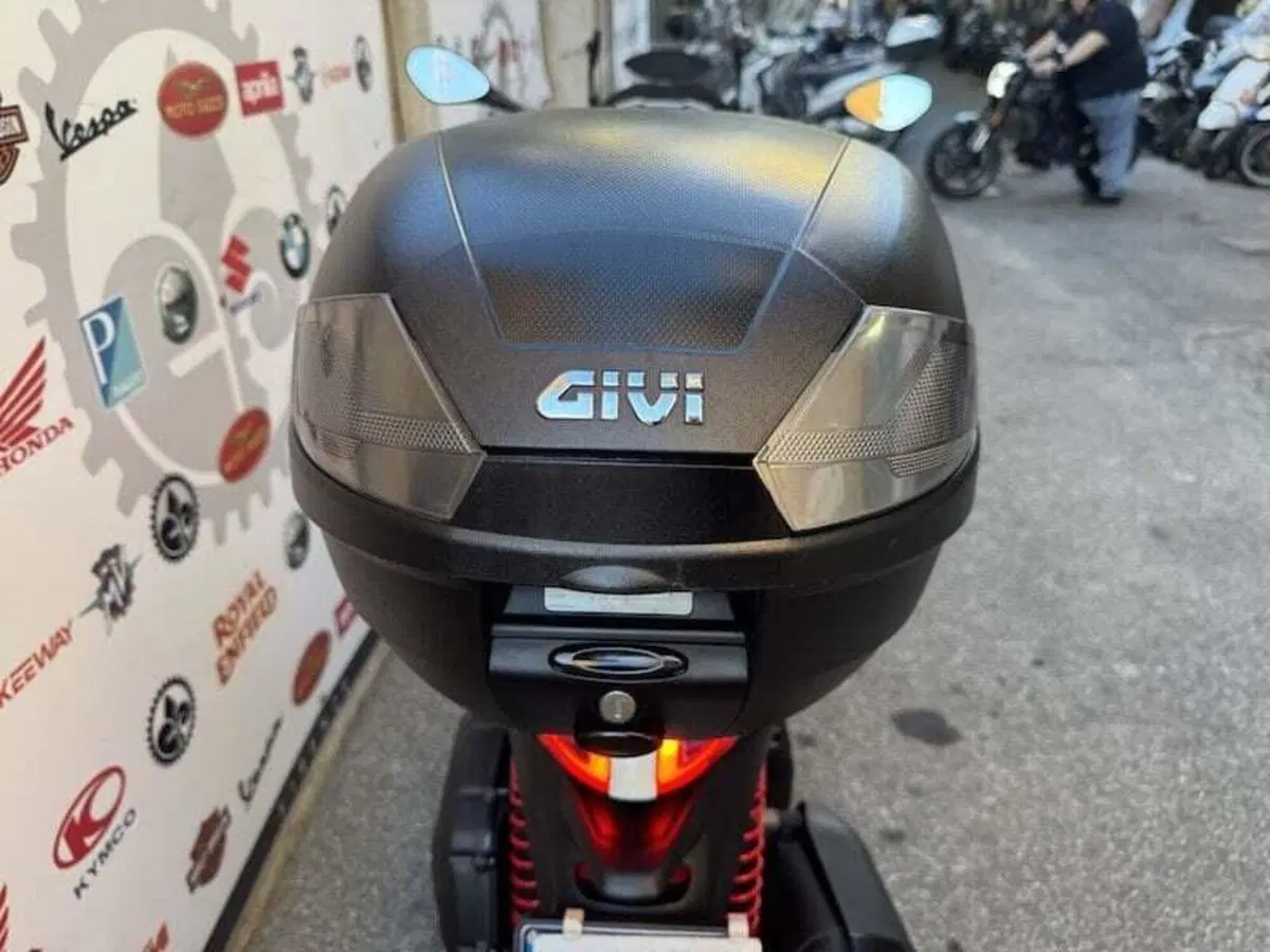 Piaggio Medley 150 S ABS (2021 - 25) (15)