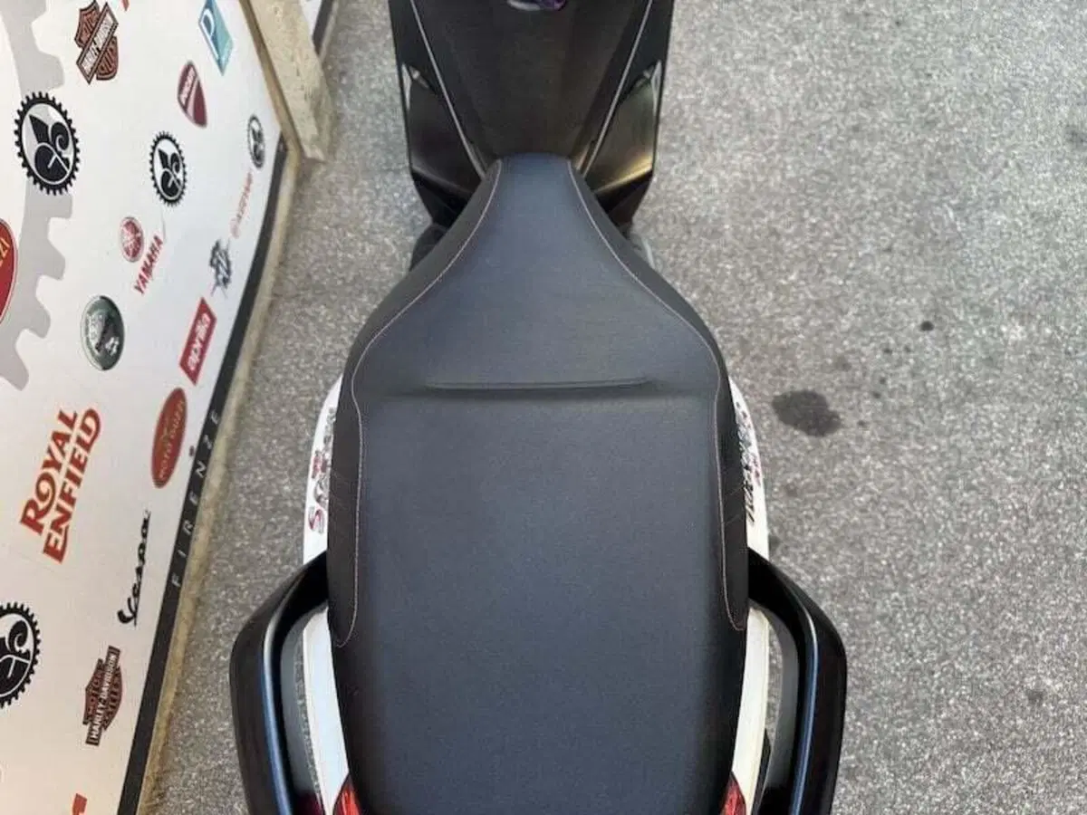 Piaggio Medley 150 S ABS (2021 - 25) (16)