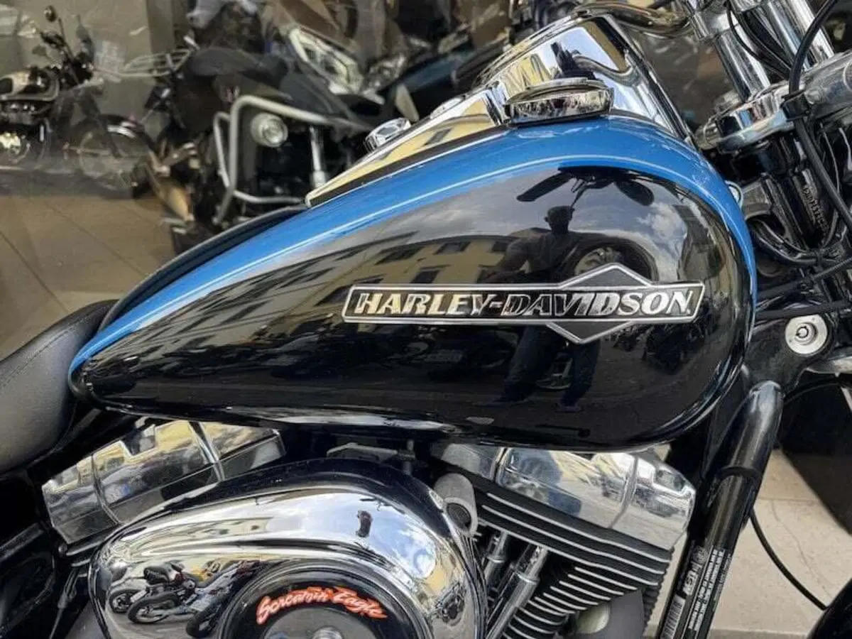 Harley-Davidson 1584 Super Glide Custom (2008 - 13) - FXDC (8)